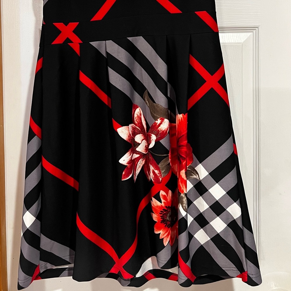 Venus Dress - Picture 2 of 3